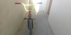 Bmx red jane