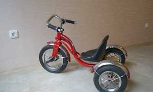 Детский велосипед Schwinn Родстер Trike