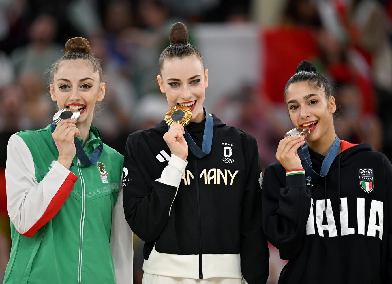 Итальянки Кьяра Консонни и Виттория Гваццини победили в мэдисоне на Олимпиаде